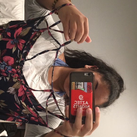 Floral Romper - Picture 4 of 4